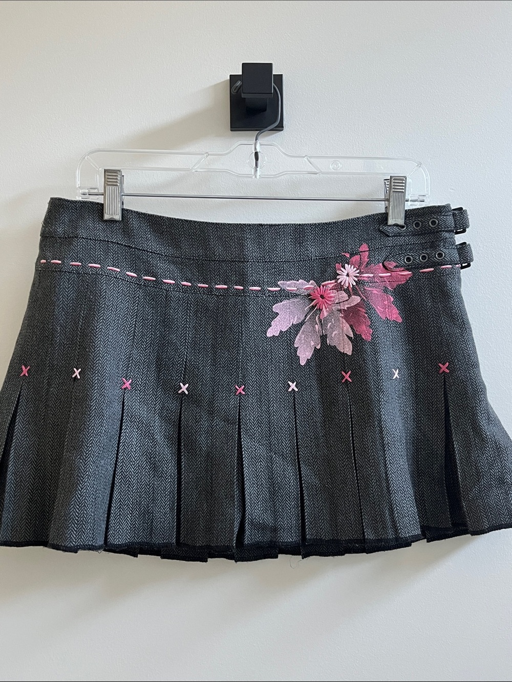 Wet Seal Pleated Mini Skirt Embroidered Herringbone 90s Vintage Size 7